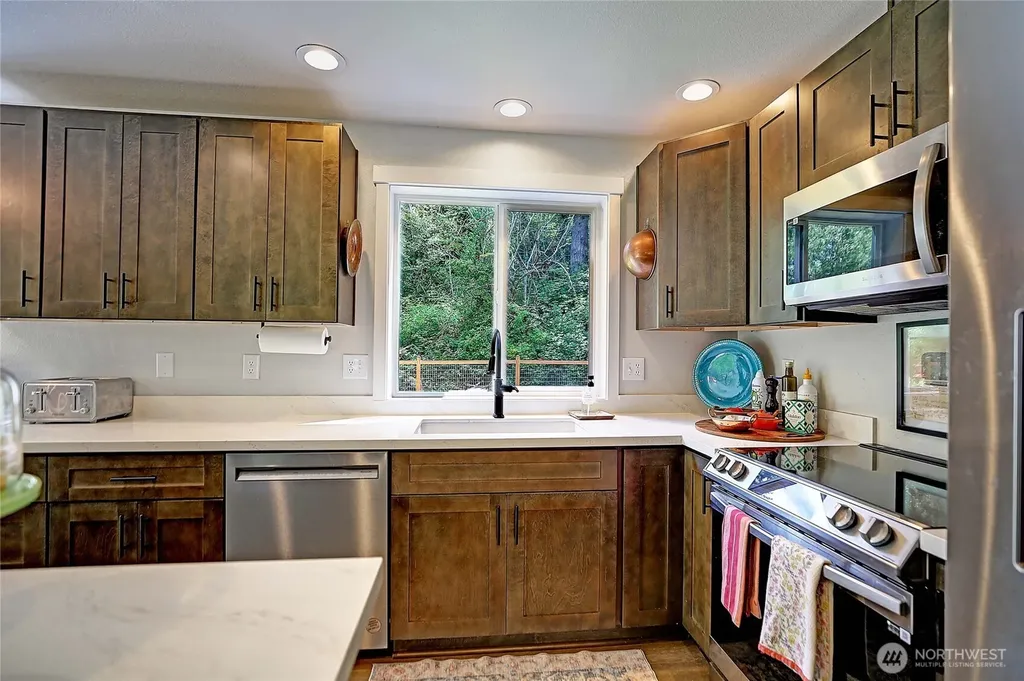 4433 Village Road Stanwood WA 98292
