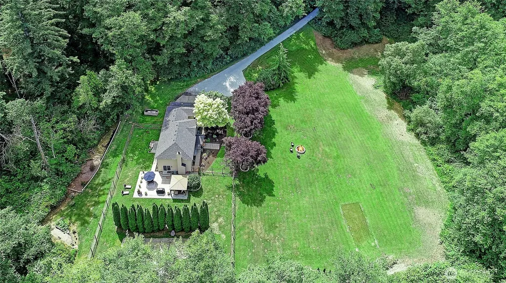 4433 Village Road Stanwood WA 98292