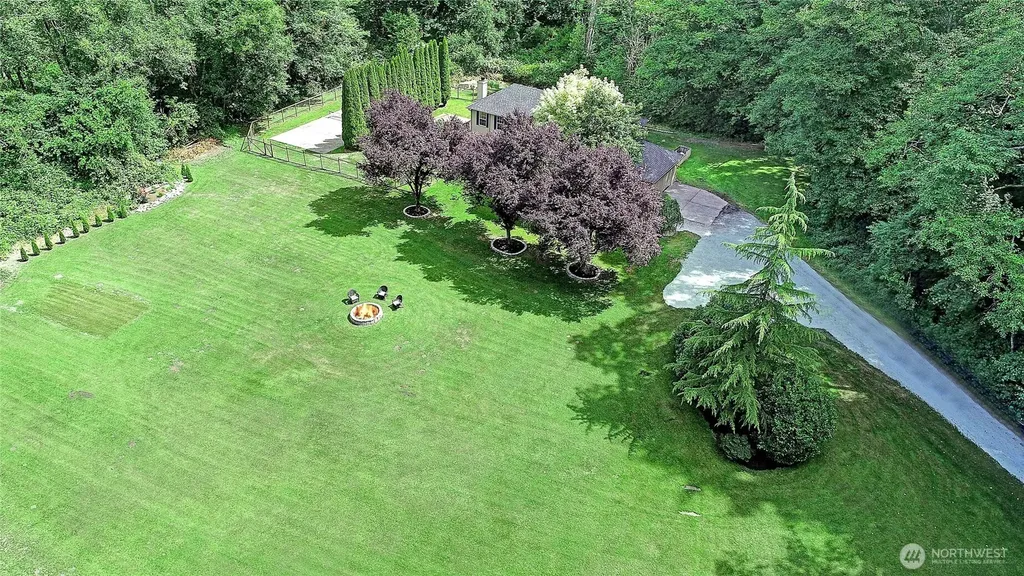 4433 Village Road Stanwood WA 98292