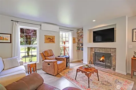 4433 Village Road Stanwood WA 98292