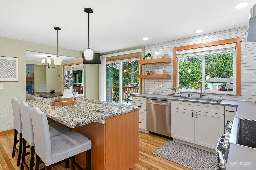 10611 237th Place SW Edmonds WA 98020