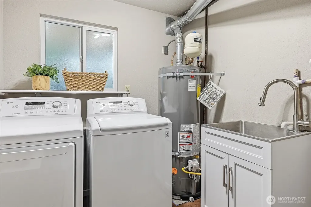 10611 237th Place SW Edmonds WA 98020