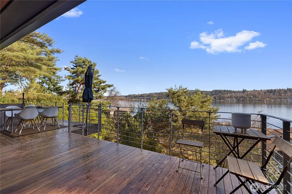5425 96th Avenue SE Mercer Island WA 98040