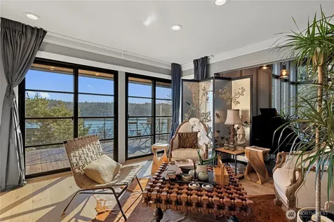5425 96th Avenue SE Mercer Island WA 98040