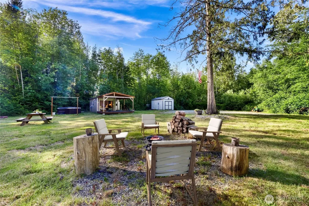 5950 Hoogdal Branch Road Sedro Woolley WA 98284