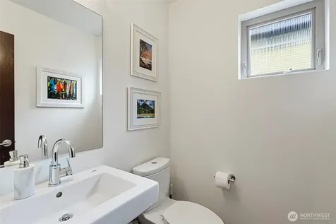 3028 61st Avenue SW Seattle WA 98116