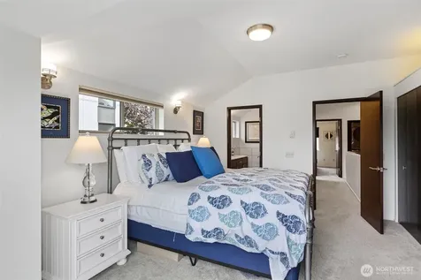 3028 61st Avenue SW Seattle WA 98116