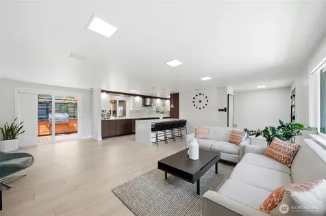 14022 Meridian Avenue S Everett WA 98208