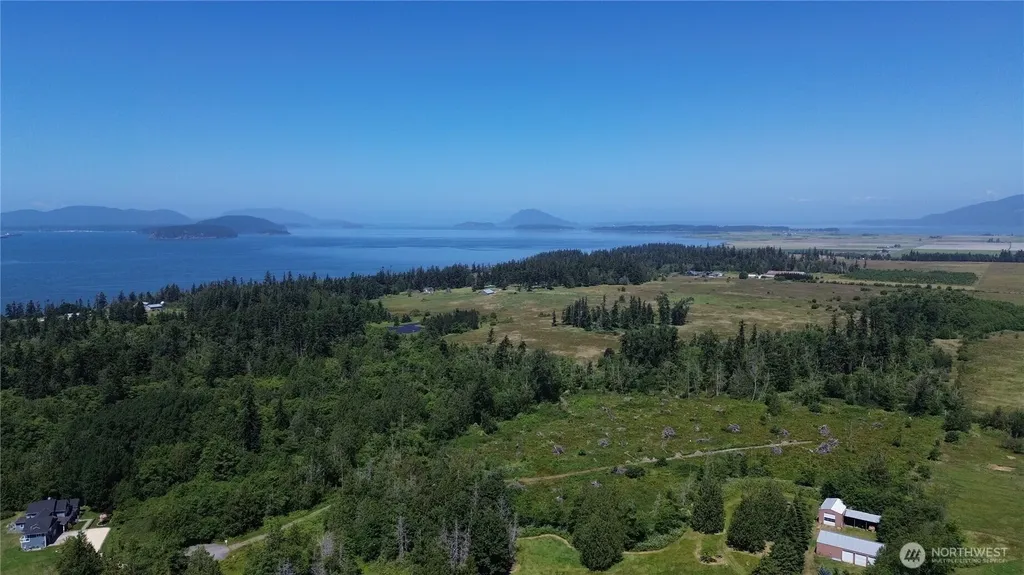 1 Seaview Lane Mount Vernon WA 98273
