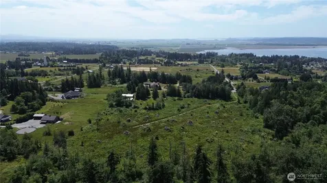 1 Seaview Lane Mount Vernon WA 98273