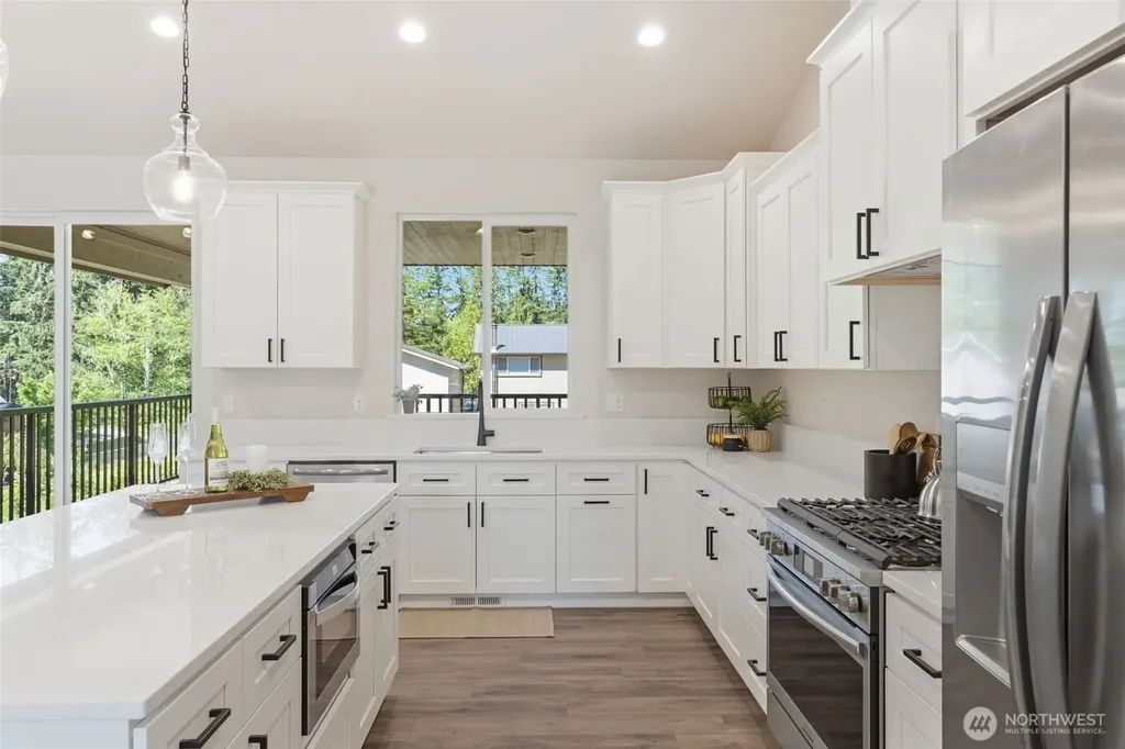 123 Cedar Drive Chehalis WA 98532