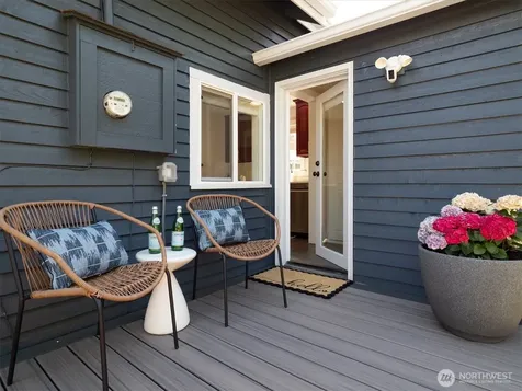 8709 14th Avenue NW Seattle WA 98117