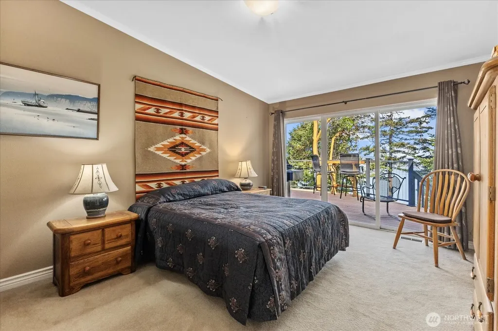 715 Onamac Way Camano Island WA 98282