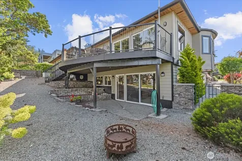 715 Onamac Way Camano Island WA 98282