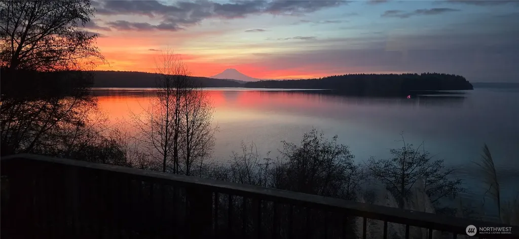 16418 94th Street SW Longbranch WA 98351