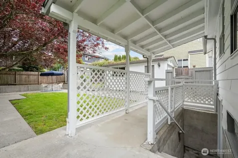 3536 SW Monroe Street Seattle WA 98126