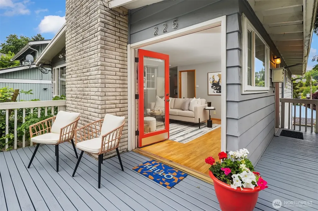 225 32nd Avenue E Seattle WA 98112