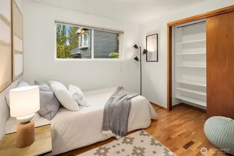 225 32nd Avenue E Seattle WA 98112