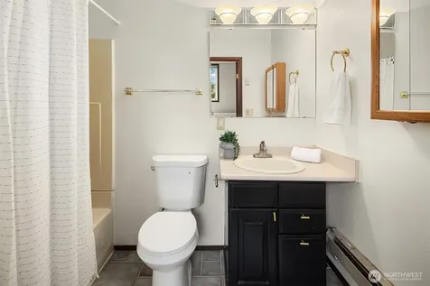 225 32nd Avenue E Seattle WA 98112