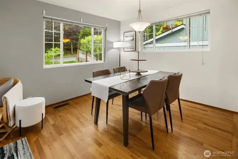 225 32nd Avenue E Seattle WA 98112