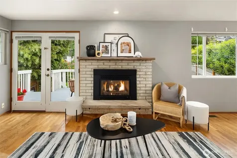 225 32nd Avenue E Seattle WA 98112
