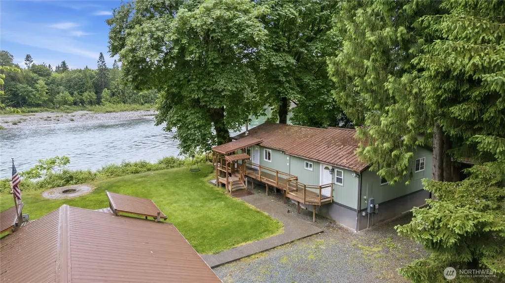 41580 Cape Horn Concrete WA 98237