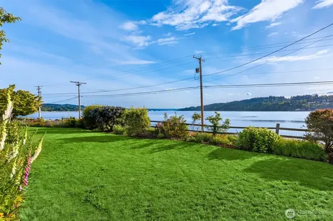 3700 Crystal Springs Drive NE Bainbridge Island WA 98110