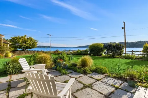 3700 Crystal Springs Drive NE Bainbridge Island WA 98110
