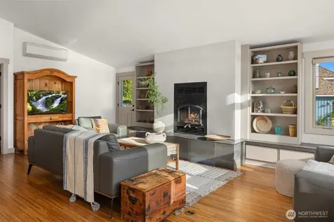 3700 Crystal Springs Drive NE Bainbridge Island WA 98110