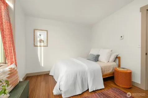 3700 Crystal Springs Drive NE Bainbridge Island WA 98110