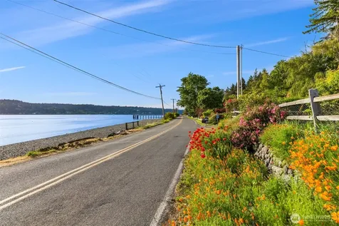 3700 Crystal Springs Drive NE Bainbridge Island WA 98110