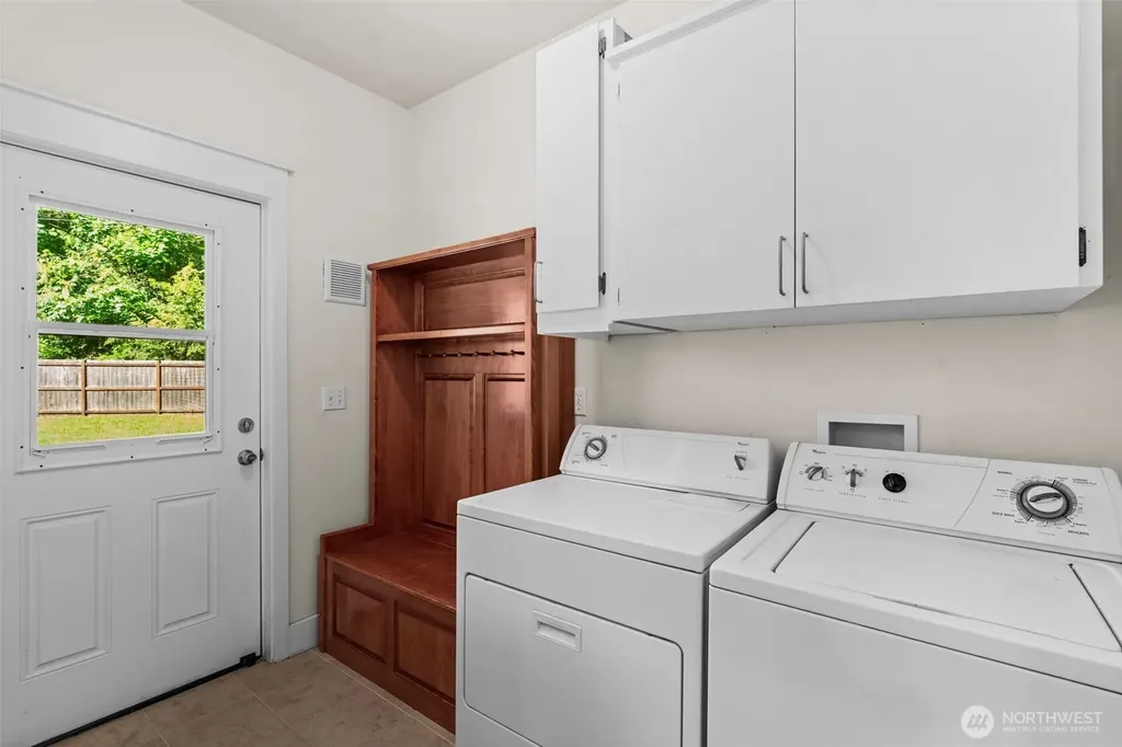 17310 Herron Road NW Lakebay WA 98349