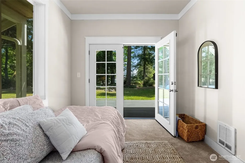 17310 Herron Road NW Lakebay WA 98349