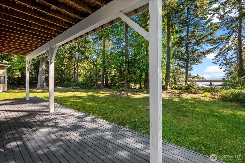 17310 Herron Road NW Lakebay WA 98349