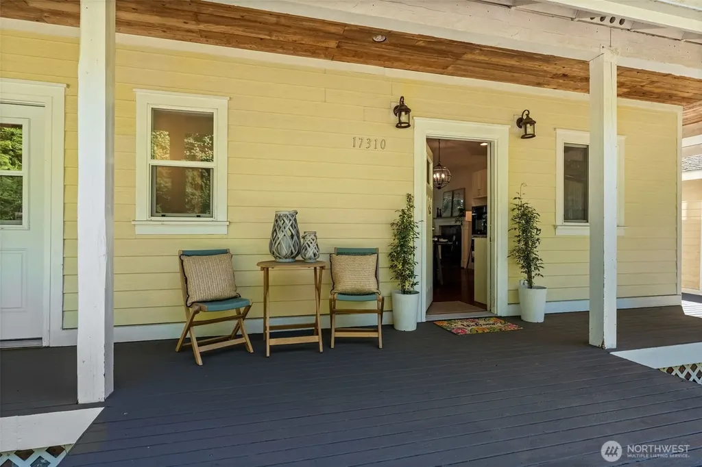 17310 Herron Road NW Lakebay WA 98349