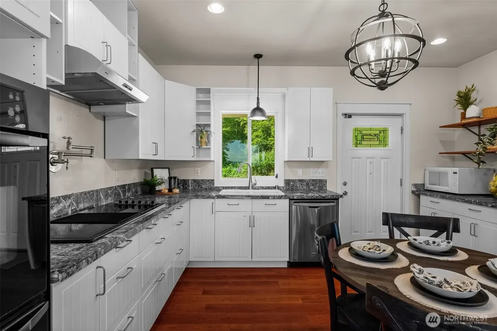 17310 Herron Road NW Lakebay WA 98349