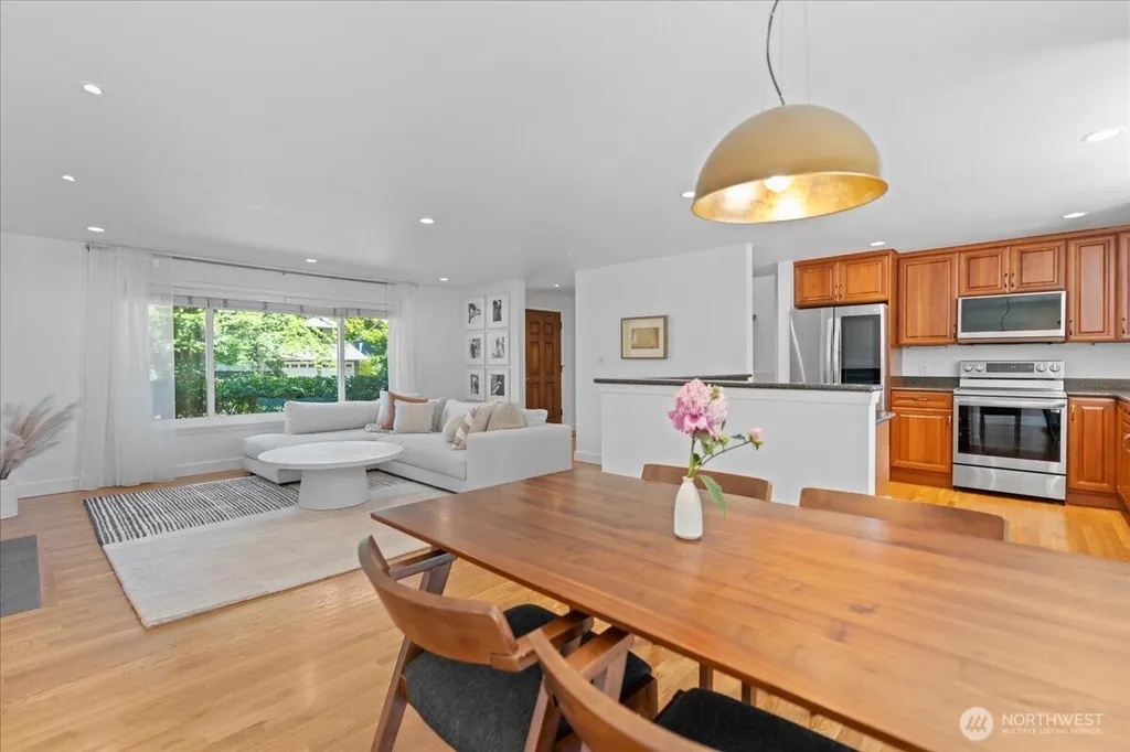 9023 NE 132nd Place Kirkland WA 98034
