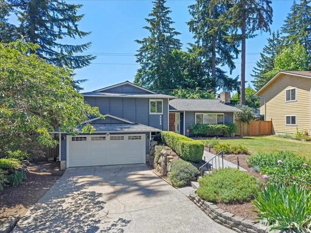 9023 NE 132nd Place Kirkland WA 98034