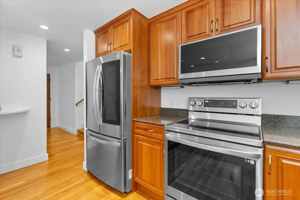 9023 NE 132nd Place Kirkland WA 98034