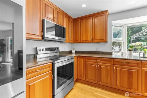 9023 NE 132nd Place Kirkland WA 98034