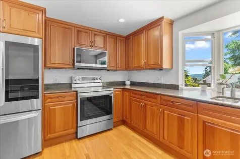 9023 NE 132nd Place Kirkland WA 98034