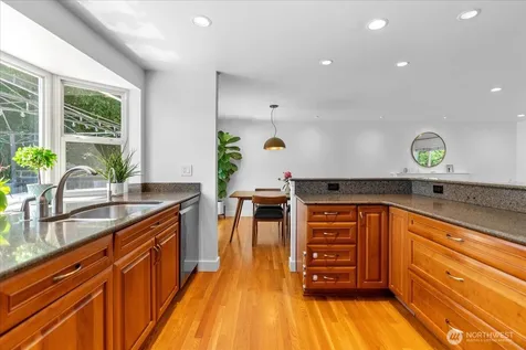 9023 NE 132nd Place Kirkland WA 98034