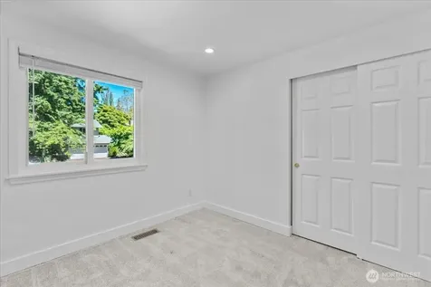 9023 NE 132nd Place Kirkland WA 98034