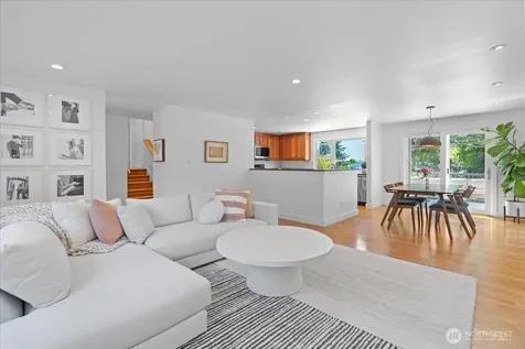 9023 NE 132nd Place Kirkland WA 98034