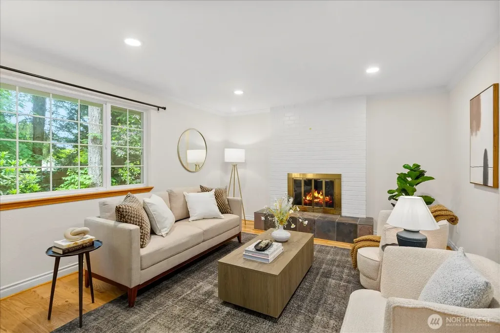 5625 152nd Street SW Edmonds WA 98026