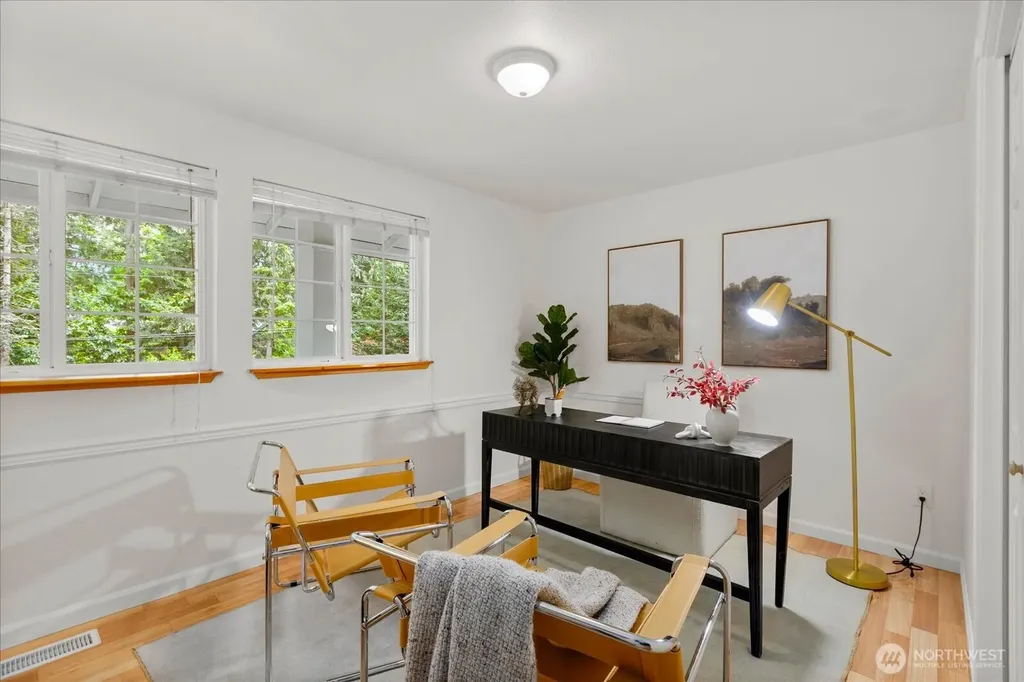 5625 152nd Street SW Edmonds WA 98026