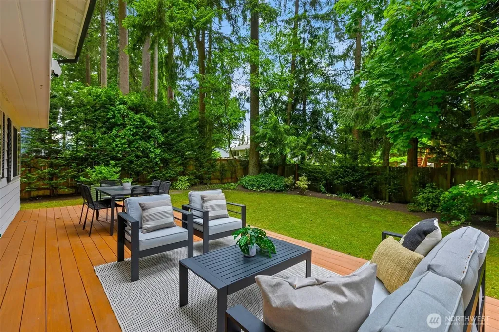 5625 152nd Street SW Edmonds WA 98026