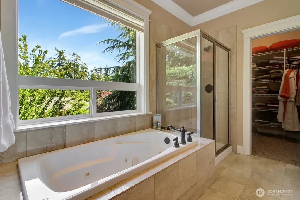 1165 Matterhorn Loop Camano Island WA 98282