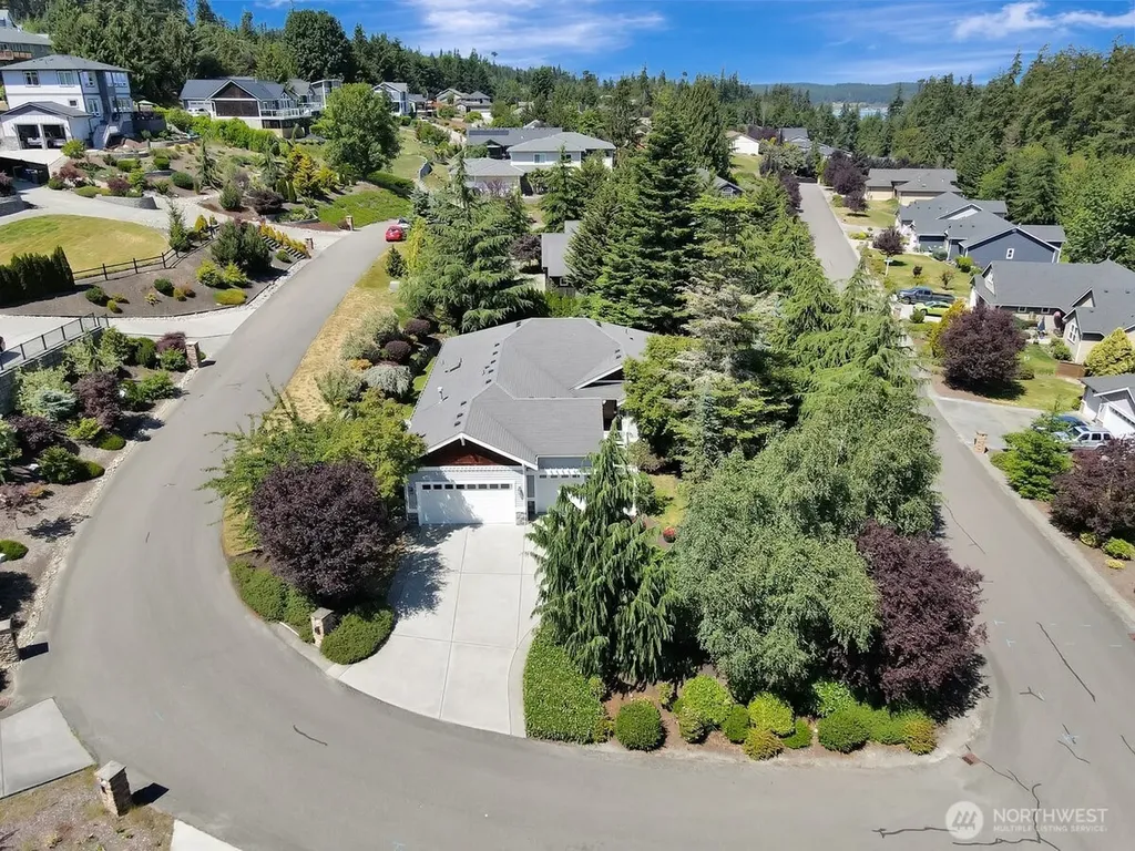 1165 Matterhorn Loop Camano Island WA 98282
