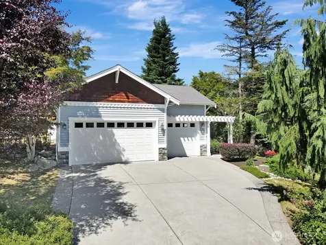 1165 Matterhorn Loop Camano Island WA 98282